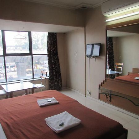 Hotel Dwarka Nashik Extérieur photo